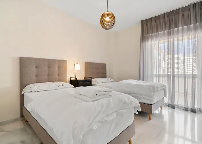 Sea View 2-bedroom With Pool Marbella